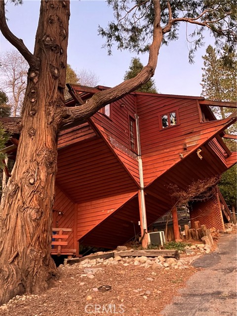 Detail Gallery Image 22 of 22 For 23228 Brookside, Crestline,  CA 92325 - 2 Beds | 1/1 Baths