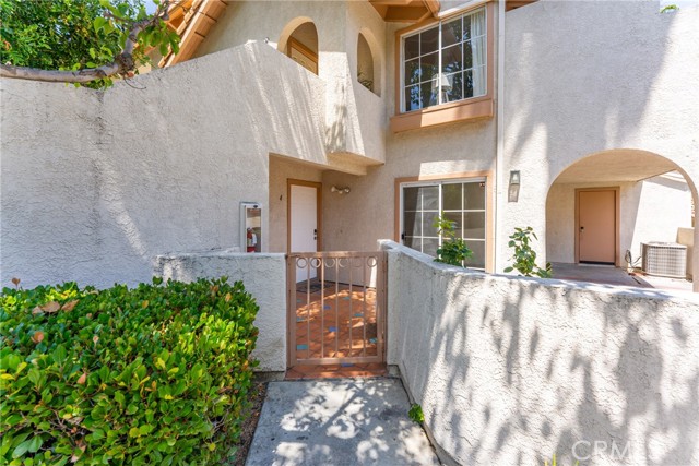 Detail Gallery Image 1 of 1 For 24342 Conejo #4,  Laguna Hills,  CA 92656 - 2 Beds | 2 Baths