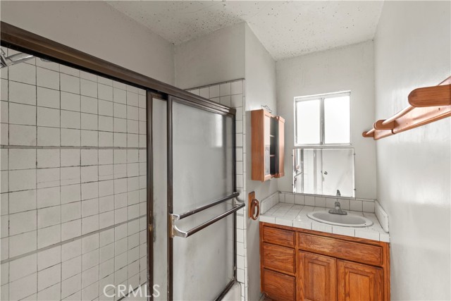 Detail Gallery Image 28 of 54 For 16950 La Salle Ave, Gardena,  CA 90247 - 4 Beds | 2/1 Baths