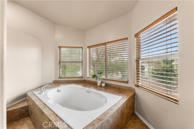 Detail Gallery Image 35 of 47 For 3300 W Avenue J3, Lancaster,  CA 93536 - 4 Beds | 3 Baths