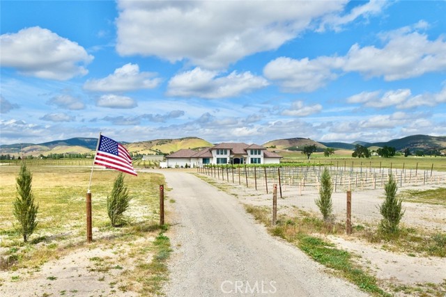 50645 Lockwood Road, Lockwood CA: https://media.crmls.org/medias/9d31651c-aec3-40ce-a8d4-af13f7006c2e.jpg