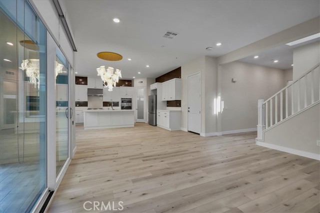 670 Athos, Lake Forest CA: https://media.crmls.org/medias/9d316c09-5d3e-4386-8b19-9a36636521fd.jpg