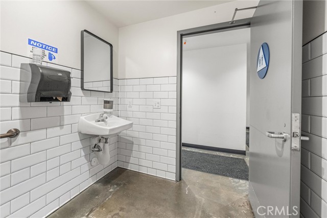 Image 4 of 54 For 44211 Yucca