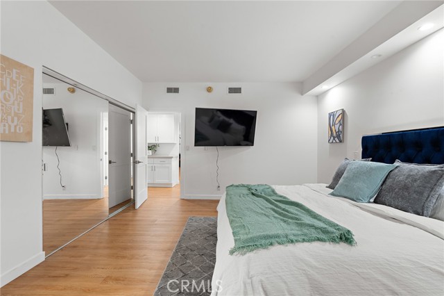 Detail Gallery Image 19 of 30 For 321 S San Vicente Bld #507,  Los Angeles,  CA 90048 - 2 Beds | 2 Baths