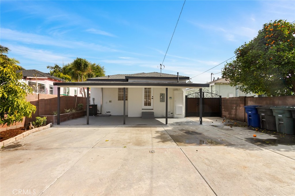 9D3305B1 27Ca 4F90 A106 0F44E78B00B1 10227 Rosewood Avenue, South Gate, Ca 90280 &Lt;Span Style='BackgroundColor:transparent;Padding:0Px;'&Gt; &Lt;Small&Gt; &Lt;I&Gt; &Lt;/I&Gt; &Lt;/Small&Gt;&Lt;/Span&Gt;
