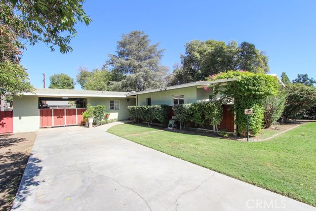 3745 Washington St, Riverside, CA 92504