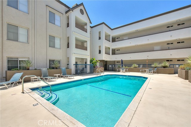Detail Gallery Image 41 of 51 For 300 N El Molino Ave #118,  Pasadena,  CA 91101 - 2 Beds | 2 Baths
