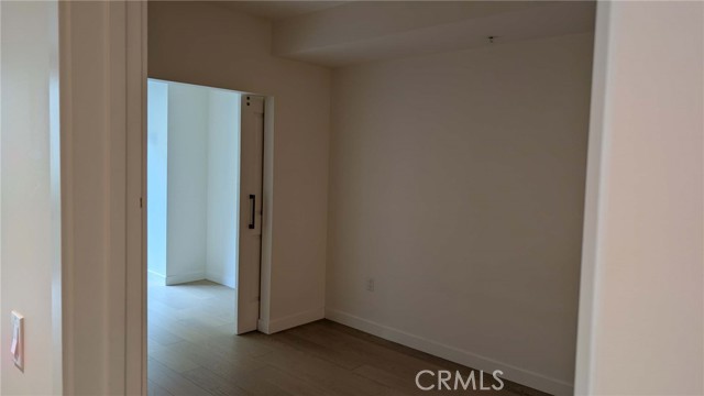 Detail Gallery Image 7 of 12 For 400 S Broadway #922,  Los Angeles,  CA 90013 - 1 Beds | 1 Baths