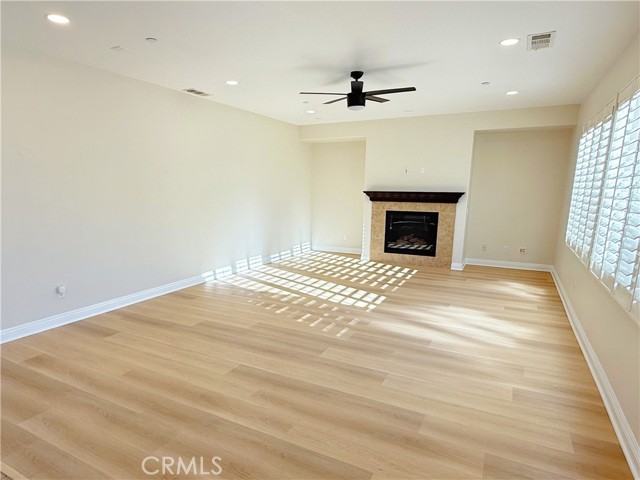 Detail Gallery Image 3 of 15 For 6870 Tourmaline Dr, Corona,  CA 92880 - 5 Beds | 3 Baths