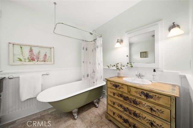 2650 Skyview Trail, San Luis Obispo CA: https://media.crmls.org/medias/9d35c2ab-1f06-4492-bdb8-e0c312903f43.jpg