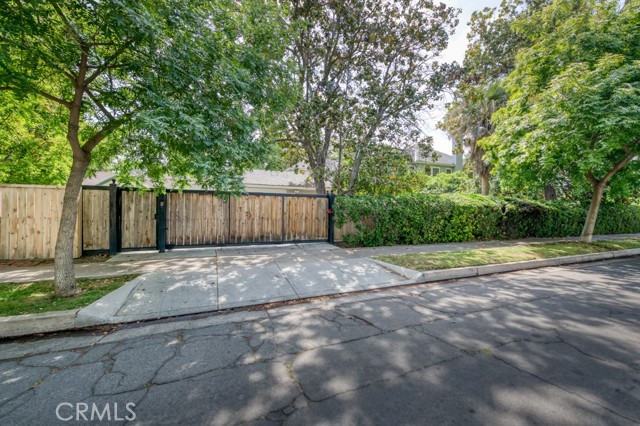 Detail Gallery Image 60 of 66 For 605 E Home Ave, Fresno,  CA 93728 - 5 Beds | 4/1 Baths