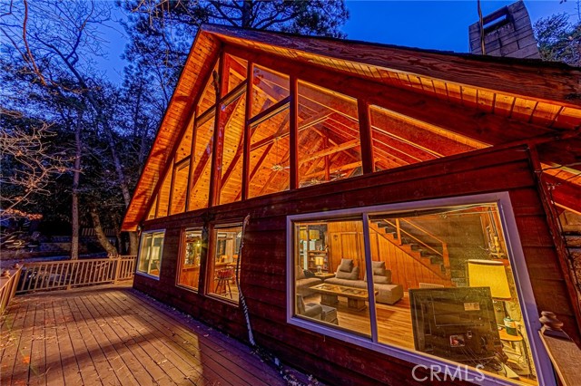 Detail Gallery Image 46 of 51 For 5522 Acorn, Wrightwood,  CA 92397 - 1 Beds | 1/1 Baths