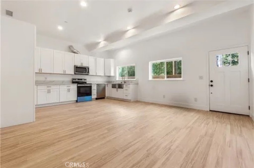 MLS #DW25246735 image #5