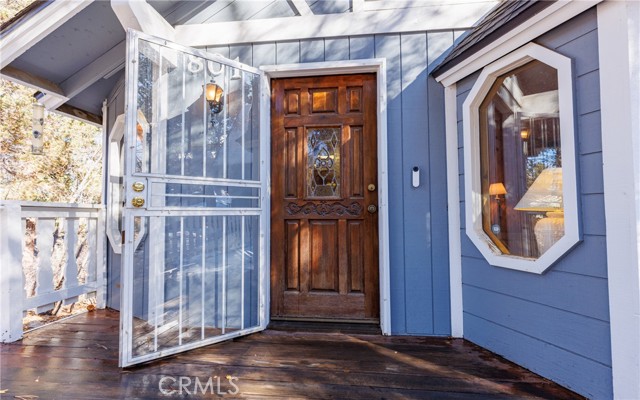 Detail Gallery Image 6 of 33 For 801 Highland, Sugarloaf,  CA 92386 - 2 Beds | 1/1 Baths