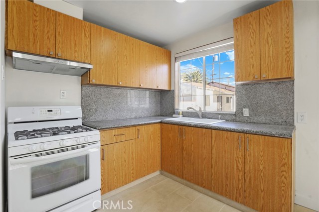 Detail Gallery Image 24 of 42 For 7554 Irvine Ave, North Hollywood,  CA 91605 - 3 Beds | 2 Baths