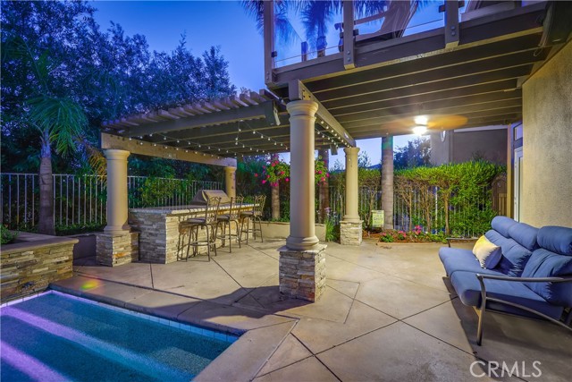 4 Sugarpine Drive, Trabuco Canyon CA: https://media.crmls.org/medias/9d36d8f3-1b2b-427a-939c-a33a2ba3b291.jpg
