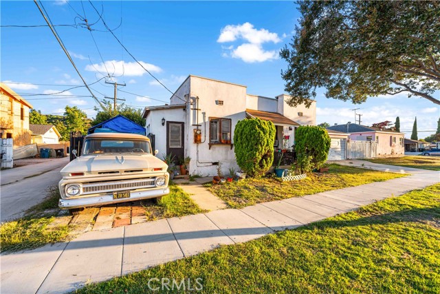 Detail Gallery Image 1 of 1 For 2560 Las Flores St, Alhambra,  CA 91803 - 2 Beds | 1 Baths