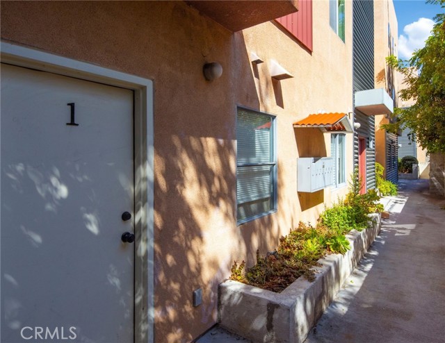 148 North Mar Vista Avenue photo 28