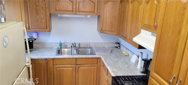 Detail Gallery Image 14 of 30 For 5914 N Rockvale Ave, Azusa,  CA 91702 - 4 Beds | 2 Baths