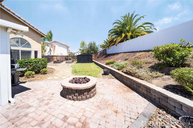 25444 Clover Glen Circle, Murrieta CA: https://media.crmls.org/medias/9d39e90f-f8ce-49e0-891d-85d1bedf96be.jpg