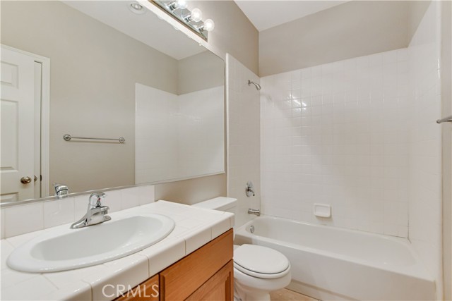 Detail Gallery Image 29 of 75 For 18614 Glass Mountain Dr, Riverside,  CA 92504 - 4 Beds | 3/1 Baths