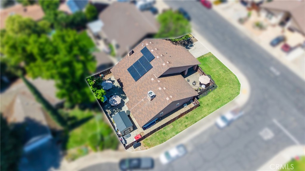 https://media.crmls.org/medias/9d3a1e38-a506-4e35-935f-4eee108a0662.jpg?preset=X-Large