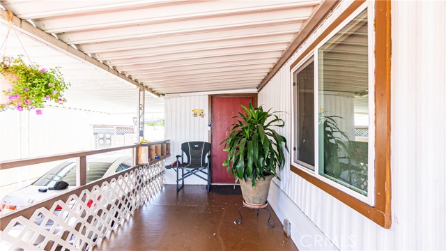 Detail Gallery Image 2 of 12 For 17455 Marygold #3,  Bloomington,  CA 92316 - 2 Beds | 1/1 Baths