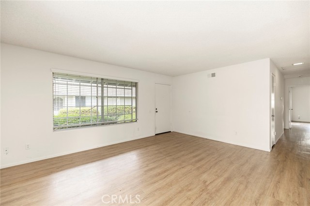 Detail Gallery Image 8 of 34 For 4256 Bodega Bay Way, Oceanside,  CA 92058 - 3 Beds | 2 Baths