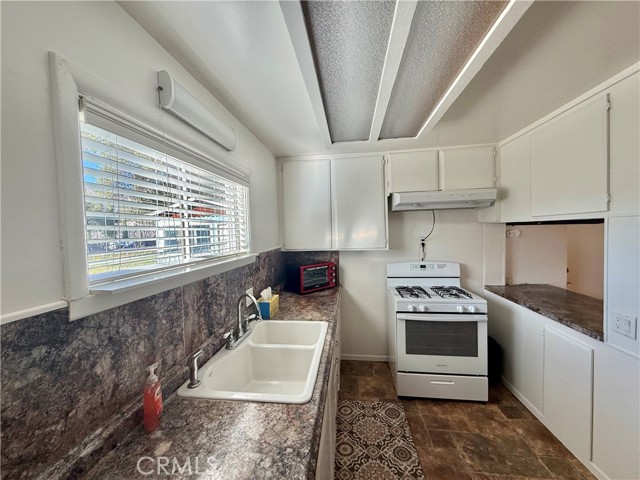 Detail Gallery Image 15 of 50 For 15313 Spunky Canyon Rd, Green Valley,  CA 91390 - 2 Beds | 2 Baths