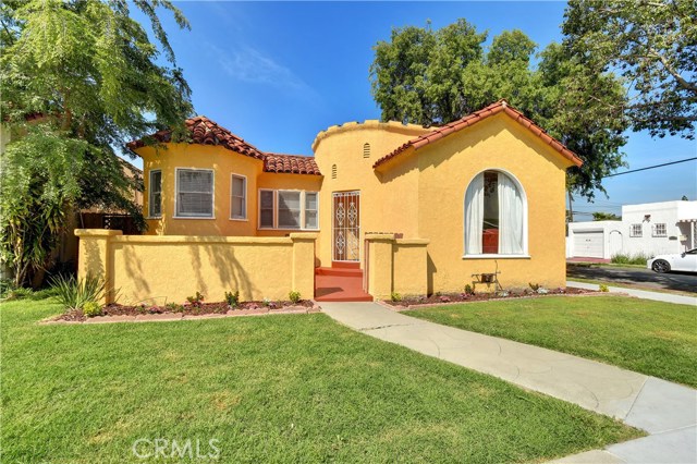 6067 John Ave, Long Beach, CA 90805