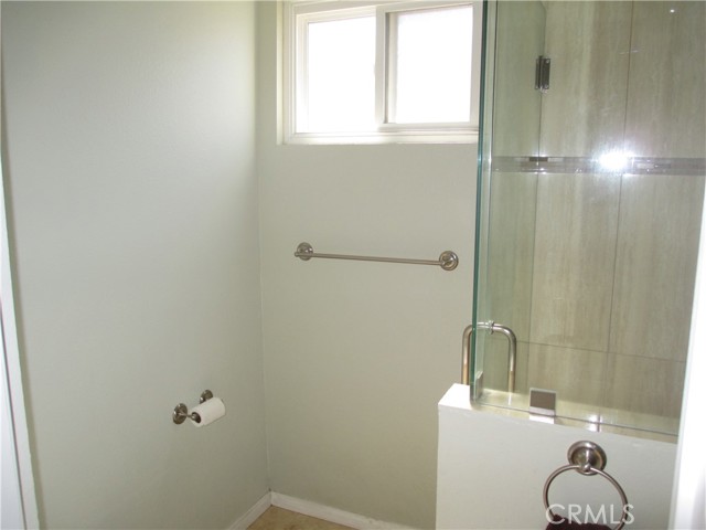 Detail Gallery Image 12 of 41 For 2281 Faust Ave, Long Beach,  CA 90815 - 3 Beds | 3 Baths