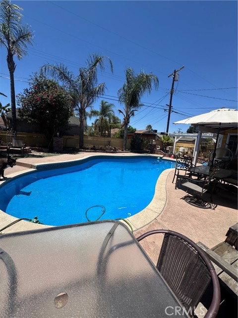 Detail Gallery Image 5 of 5 For 9961 Haddon Ave, Pacoima,  CA 91331 - 3 Beds | 2 Baths