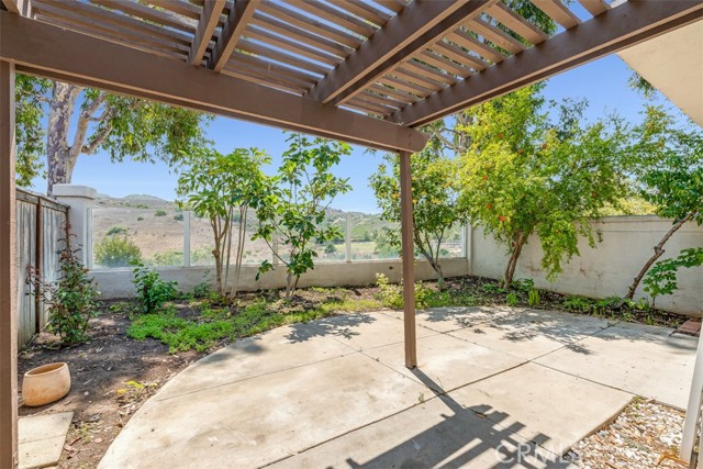 180 Via Lampara, Rancho Santa Margarita CA: https://media.crmls.org/medias/9d3d82ce-f170-4225-be28-3cbdf1b1773b.jpg