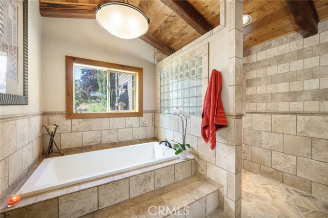 Detail Gallery Image 23 of 32 For 36958 Goldshot Creek Rd, Mountain Center,  CA 92561 - 3 Beds | 3 Baths