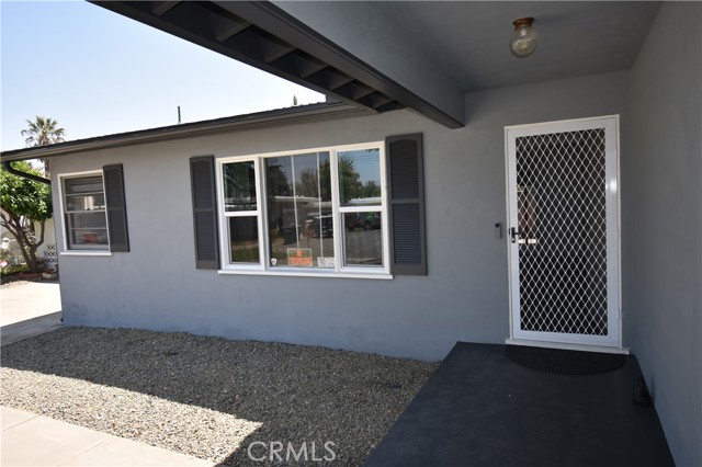 Detail Gallery Image 3 of 24 For 130 Crafton Ct, Redlands,  CA 92374 - 2 Beds | 1 Baths