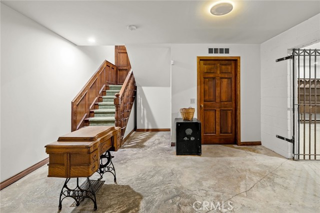 533 E Sierra Madre Avenue, Glendora CA: https://media.crmls.org/medias/9d405fac-c880-43af-9df4-f91171159f71.jpg