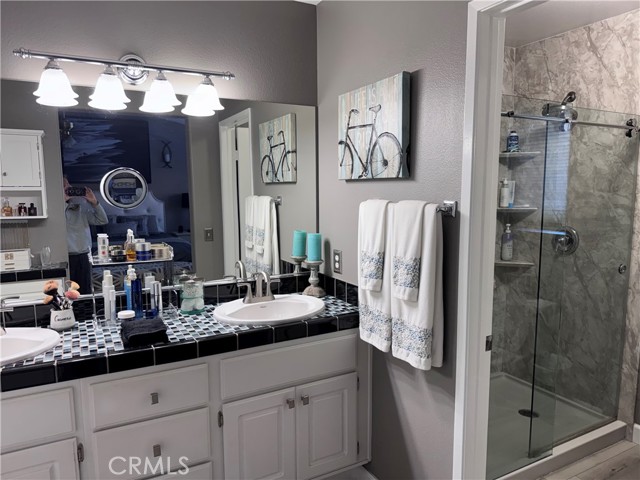 Detail Gallery Image 9 of 14 For 4570 Ferngreen, Hemet,  CA 92545 - 4 Beds | 2 Baths