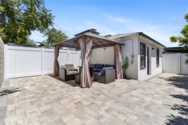 Detail Gallery Image 14 of 18 For 5629 Satsuma Ave #1/2,  North Hollywood,  CA 91601 - 1 Beds | 1 Baths