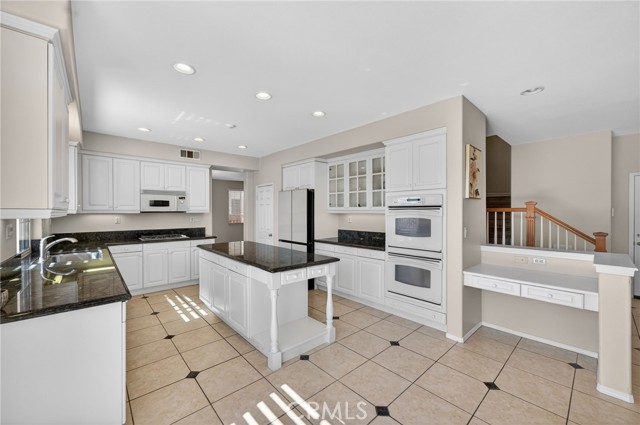 Detail Gallery Image 24 of 75 For 45339 Tiburcio, Temecula,  CA 92592 - 5 Beds | 3 Baths