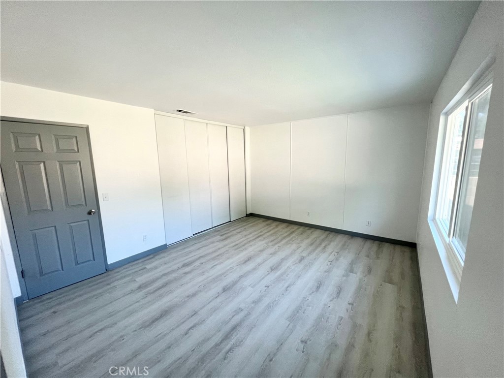 https://media.crmls.org/medias/9d41eea7-7e70-4920-8ff9-a588c0176e4e.jpg?preset=X-Large