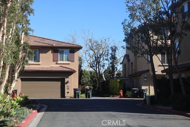 Detail Gallery Image 8 of 34 For 237 West Linden Drive, Orange,  CA 92865 - 4 Beds | 2/1 Baths