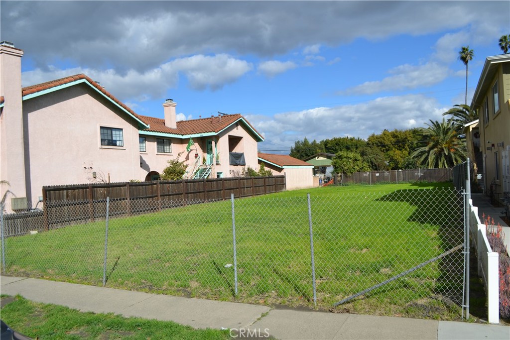 10912 Walnut Street, Los Alamitos, CA 90720