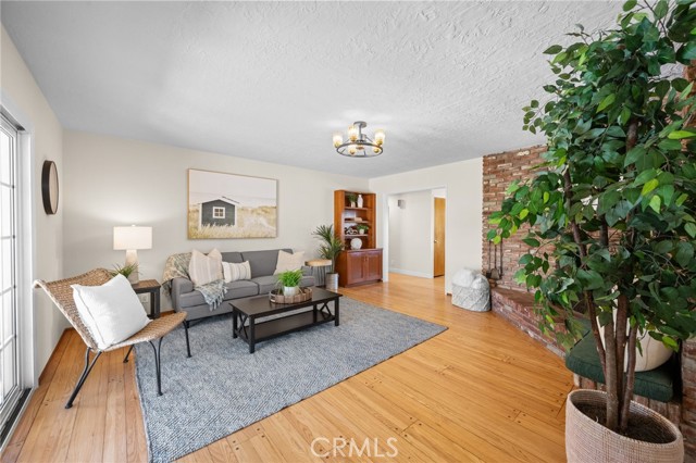 Detail Gallery Image 17 of 64 For 939 W Orange Rd, Santa Ana,  CA 92706 - 3 Beds | 2 Baths