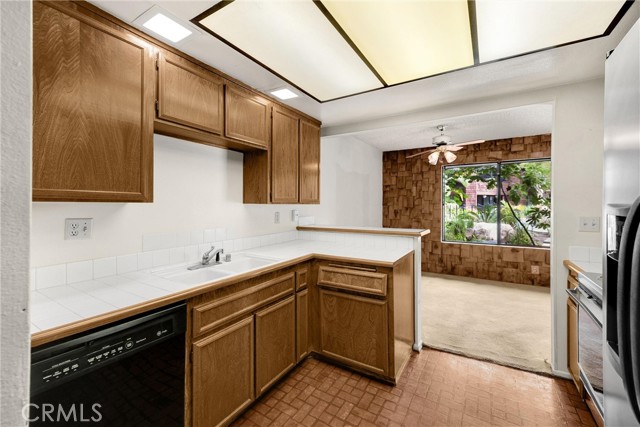 Detail Gallery Image 10 of 47 For 2749 Quail Ridge Cir, Fullerton,  CA 92835 - 2 Beds | 2 Baths