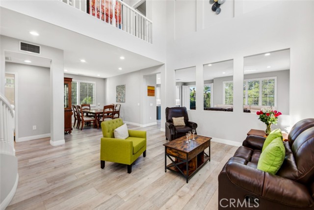 11226 Ravenna Lane, Porter Ranch CA: https://media.crmls.org/medias/9d448bb1-22b6-4b99-abc9-4f5705e2cbef.jpg