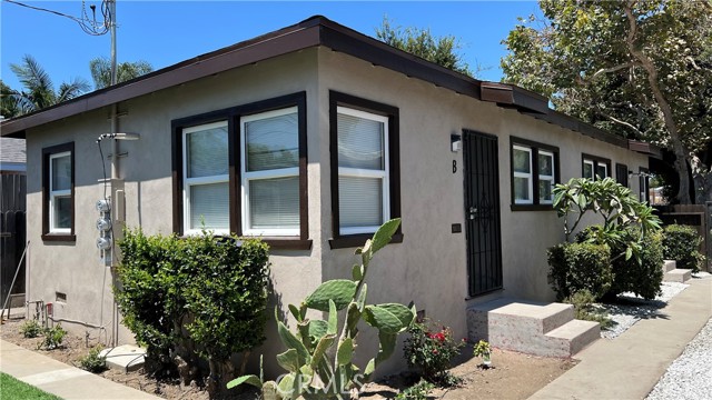 Detail Gallery Image 3 of 35 For 494 E Sunset St, Long Beach,  CA 90805 - – Beds | – Baths