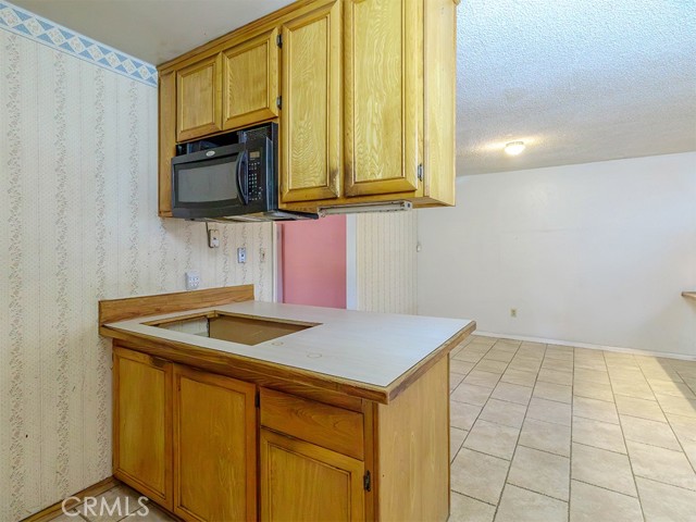 Detail Gallery Image 19 of 27 For 8815 San Vicente, Riverside,  CA 92503 - 3 Beds | 2 Baths