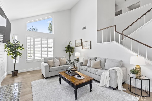 836 Via Alameda, San Dimas CA: https://media.crmls.org/medias/9d46002e-73bd-4bf4-a18a-8b60526c483e.jpg