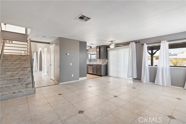 43865 Carefree Court, Lancaster CA: https://media.crmls.org/medias/9d464440-bde9-47f8-bd66-d9deae99c2c1.jpg