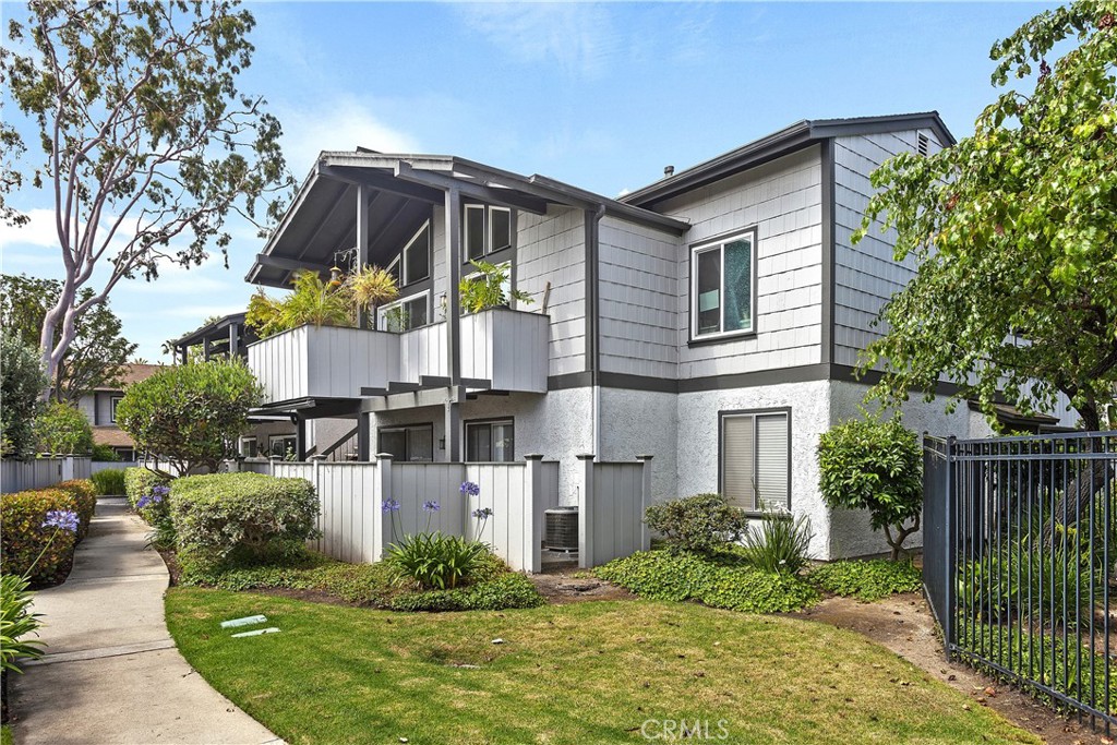 1635 W 242nd Place #L